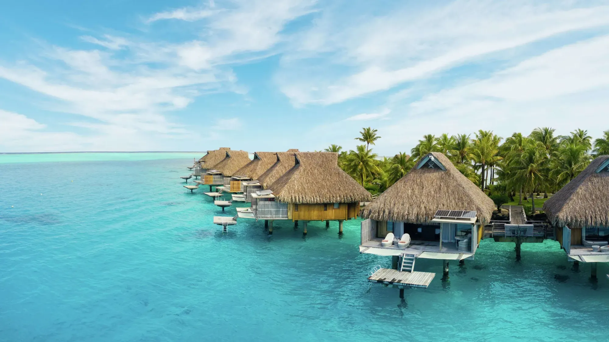 Best Hotels Bora Bora [2024] Guide